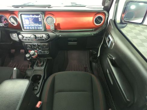 Used 2021 Jeep Gladiator Rubicon image 17
