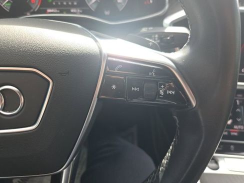 Used 2021 Audi A7 e Prestige w/ Prestige Package image 33