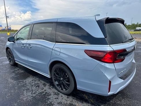 Used 2025 Honda Odyssey Sport-L image 6