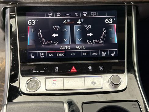 Used 2022 Audi Q8 Prestige AWD/4WD image 26