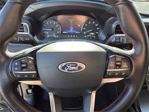 Used 2022 Ford Explorer ST-Line image 18