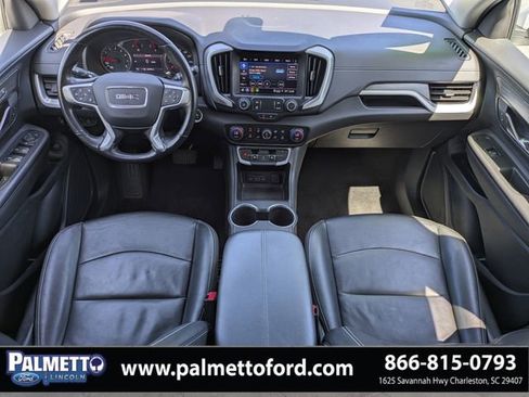 Used 2022 GMC Terrain SLT w/ Elevation Edition FWD image 15