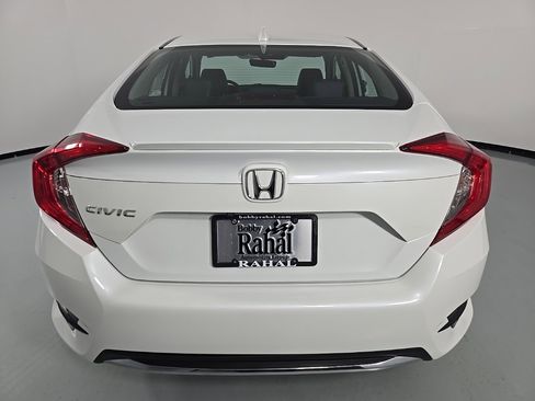 Used 2019 Honda Civic EX-L image 4