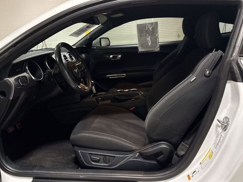 Used 2021 Ford Mustang GT w/ Equipment Group 301A image 19