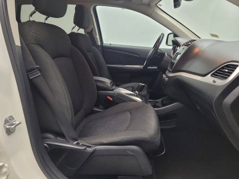Used 2018 Dodge Journey SE w/ Popular Equipment Group image 21