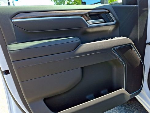 New 2026 Chevrolet Silverado 2500 LT w/ Trail Boss Package AWD/4WD image 8