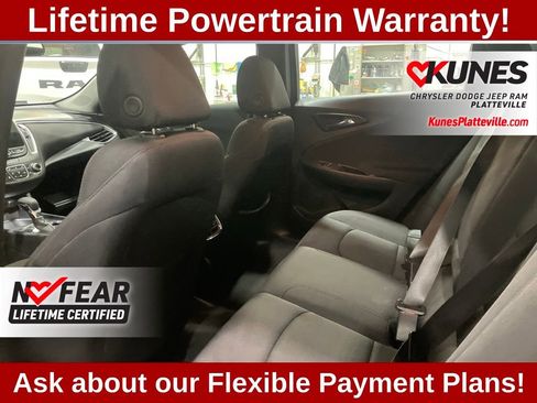 Used 2024 Chevrolet Malibu LT image 25
