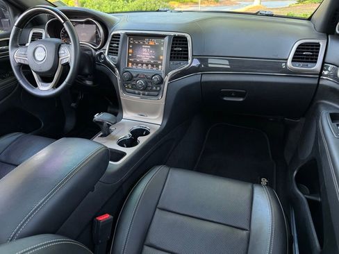 Used 2014 Jeep Grand Cherokee Overland RWD image 23