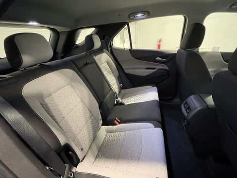 Used 2024 Chevrolet Equinox LS AWD/4WD image 24