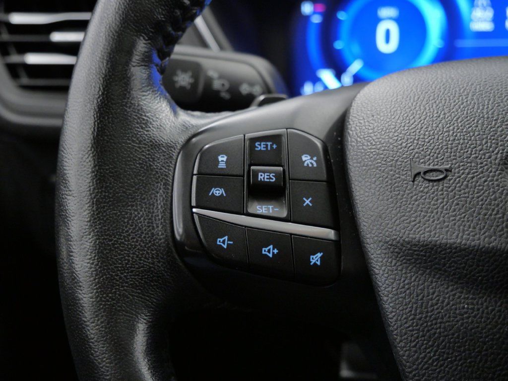 Used 2020 Ford Escape Titanium AWD/4WD image 21