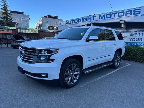 Used 2018 Chevrolet Tahoe LT w/ LT Signature Package AWD/4WD image 1