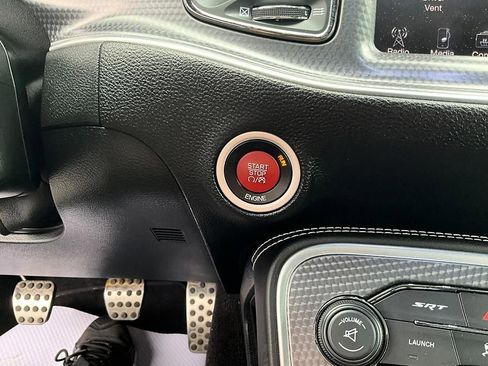 Used 2016 Dodge Challenger SRT Hellcat image 21