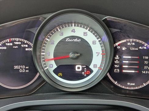 Used 2022 Porsche Cayenne Turbo image 11