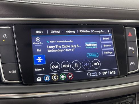 Used 2022 Buick Enclave Essence w/ Sport Touring Edition image 13