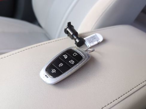 Used 2023 Hyundai Sonata SEL image 26