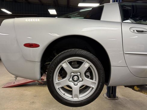 Used 1997 Chevrolet Corvette Coupe w/ Memory Pkg image 86