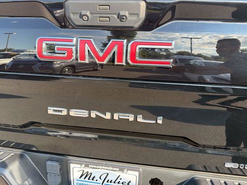 Used 2020 GMC Sierra 3500 Denali w/ Denali Ultimate Package AWD/4WD image 12