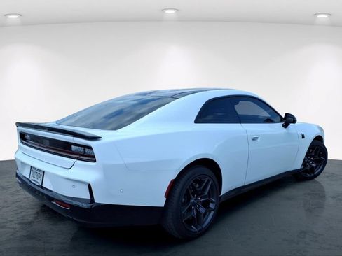 Used 2026 Dodge Charger Scat Pack AWD/4WD image 8