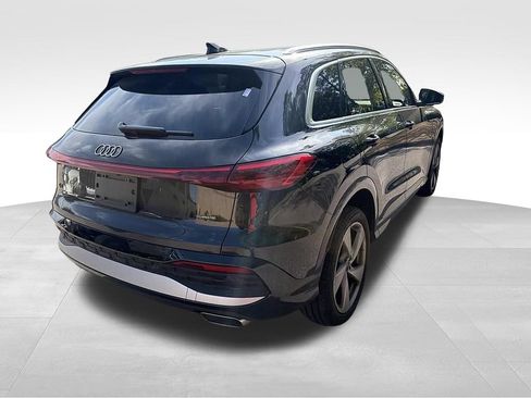 Used 2025 Audi Q5 Premium Plus AWD/4WD image 4