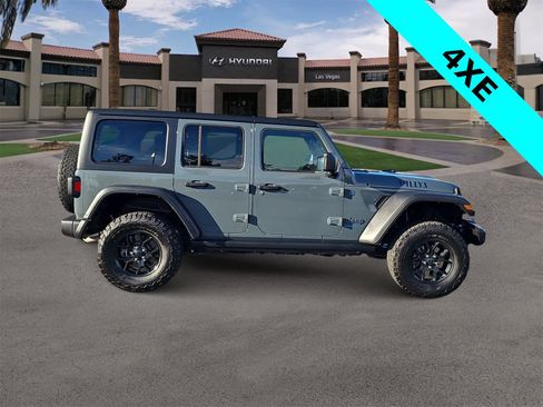Used 2024 Jeep Wrangler Willys image 9