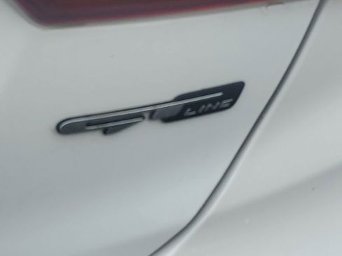 Used 2022 Kia Forte GT-Line w/ GT-Line Premium Package image 8