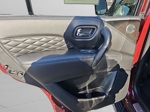 Used 2021 INFINITI QX80 Sensory w/ All-Season Package image 30
