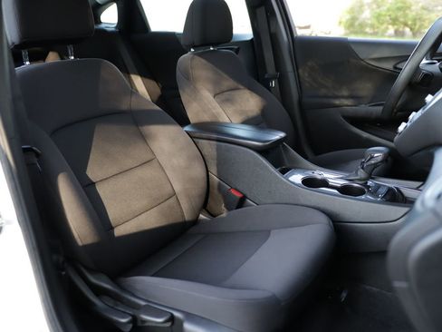 Used 2023 Chevrolet Malibu LT FWD image 27
