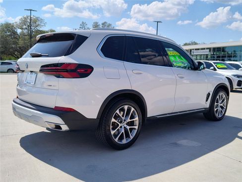 Certified 2025 BMW X5 xDrive40i image 9