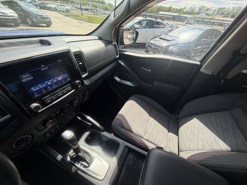 Used 2023 Nissan Frontier SV w/ SV Convenience Package AWD/4WD image 18