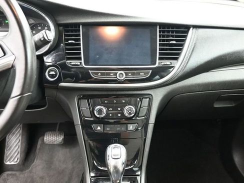 Used 2019 Buick Encore Sport Touring FWD image 12