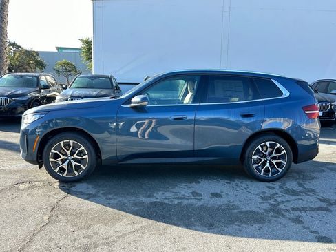 New 2026 BMW X3 xDrive30i w/ Convenience Package AWD/4WD image 2