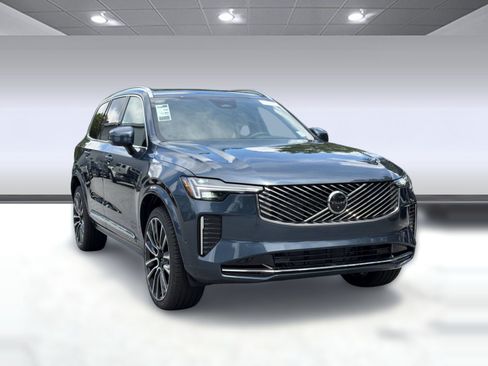 New 2026 Volvo XC90 B6 Plus w/ Protection Package Premier AWD/4WD image 7
