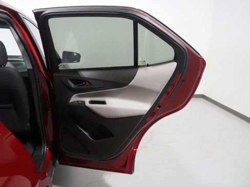 Used 2022 Chevrolet Equinox LT FWD image 52