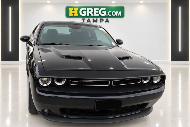 Used 2019 Dodge Challenger SXT w/ Plus Package RWD image 7