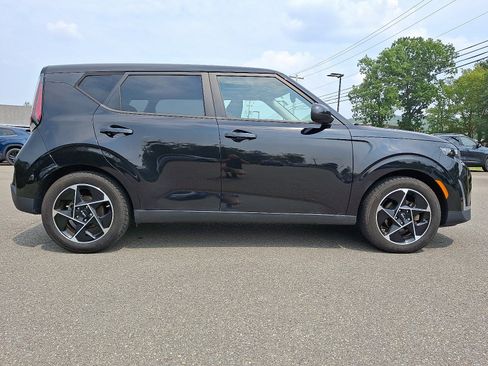 Used 2023 Kia Soul EX image 7