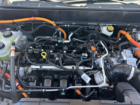 Used 2024 Ford Maverick Lariat FWD image 31