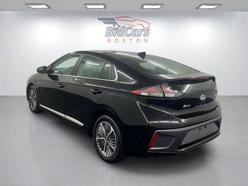 Used 2020 Hyundai Ioniq SEL image 6