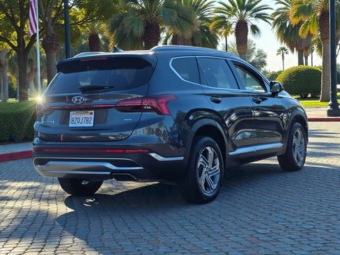 Used 2022 Hyundai Santa Fe SEL image 4
