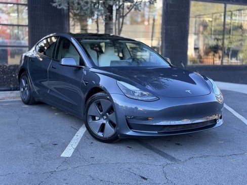 Used 2022 Tesla Model 3 Long Range image 7