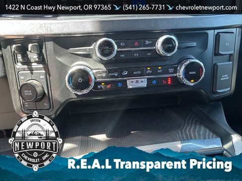 Used 2025 Ford F350 Platinum w/ FX4 Off-Road Package AWD/4WD image 23