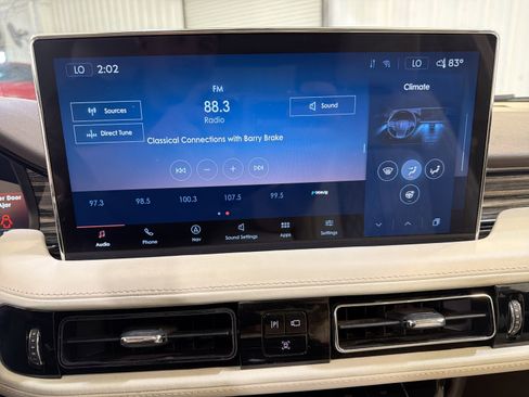 Used 2022 Lincoln Nautilus Black Label image 17