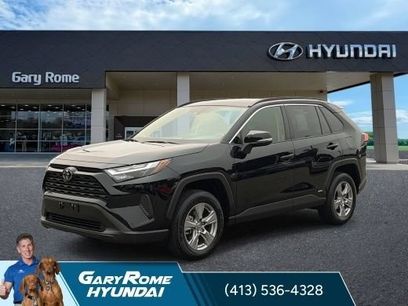 Used 2025 Toyota RAV4 XLE w/ Convenience Package