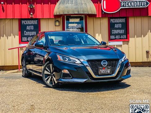 Used 2022 Nissan Altima 2.5 SV FWD image 1