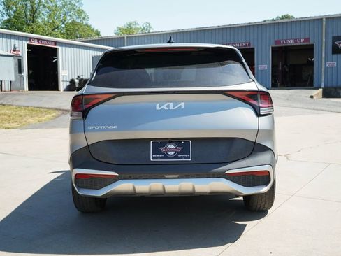 Used 2023 Kia Sportage LX FWD image 18