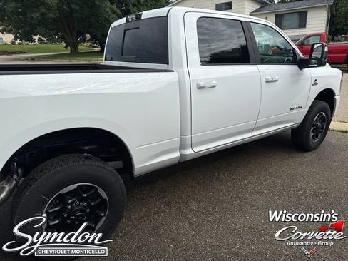 New 2025 RAM 2500 Laramie AWD/4WD image 12