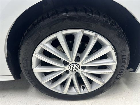 Used 2016 Volkswagen Jetta SEL w/ Lighting Package image 15