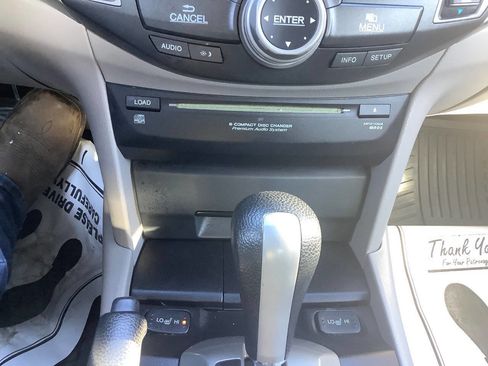 Used 2010 Honda Accord EX-L image 32