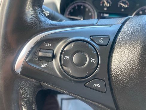 Certified 2019 Buick Enclave Essence AWD/4WD image 27