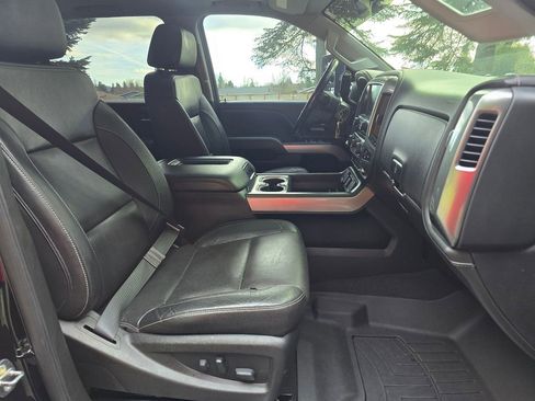Used 2018 Chevrolet Silverado 2500 LTZ w/ Duramax Plus Package image 16