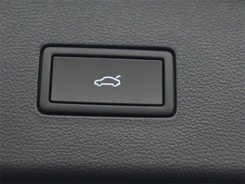 New 2026 Volkswagen Atlas SE image 25